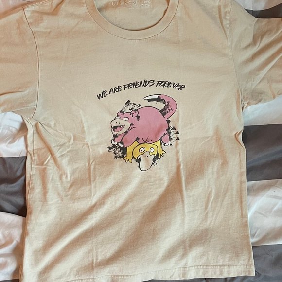 UNIQLO Pokemon James Jarvis "We Are Friends Forever" Medium Beige Shirt RARE - Picture 1 of 4
